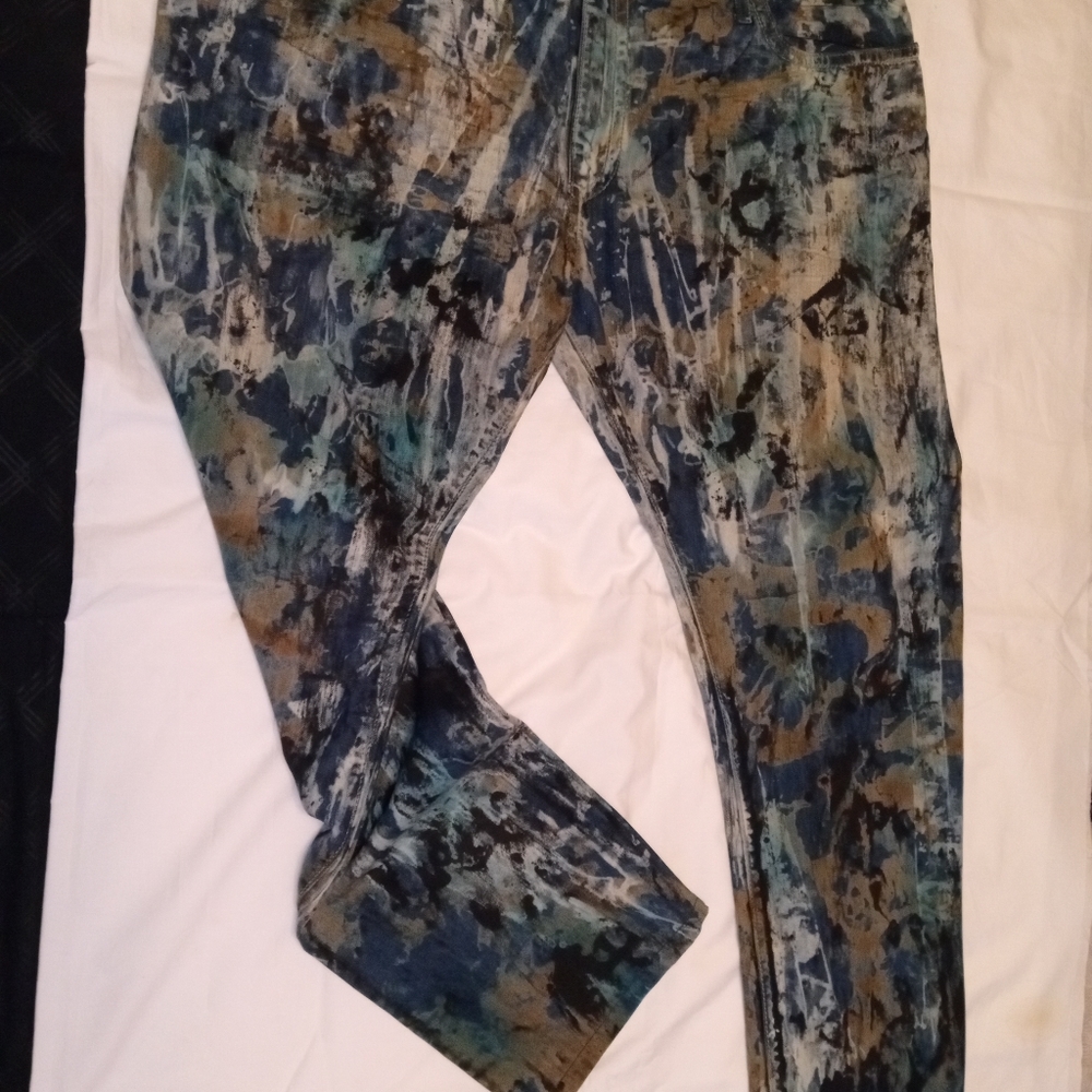 Robin Jeans - Picture 2 of 3